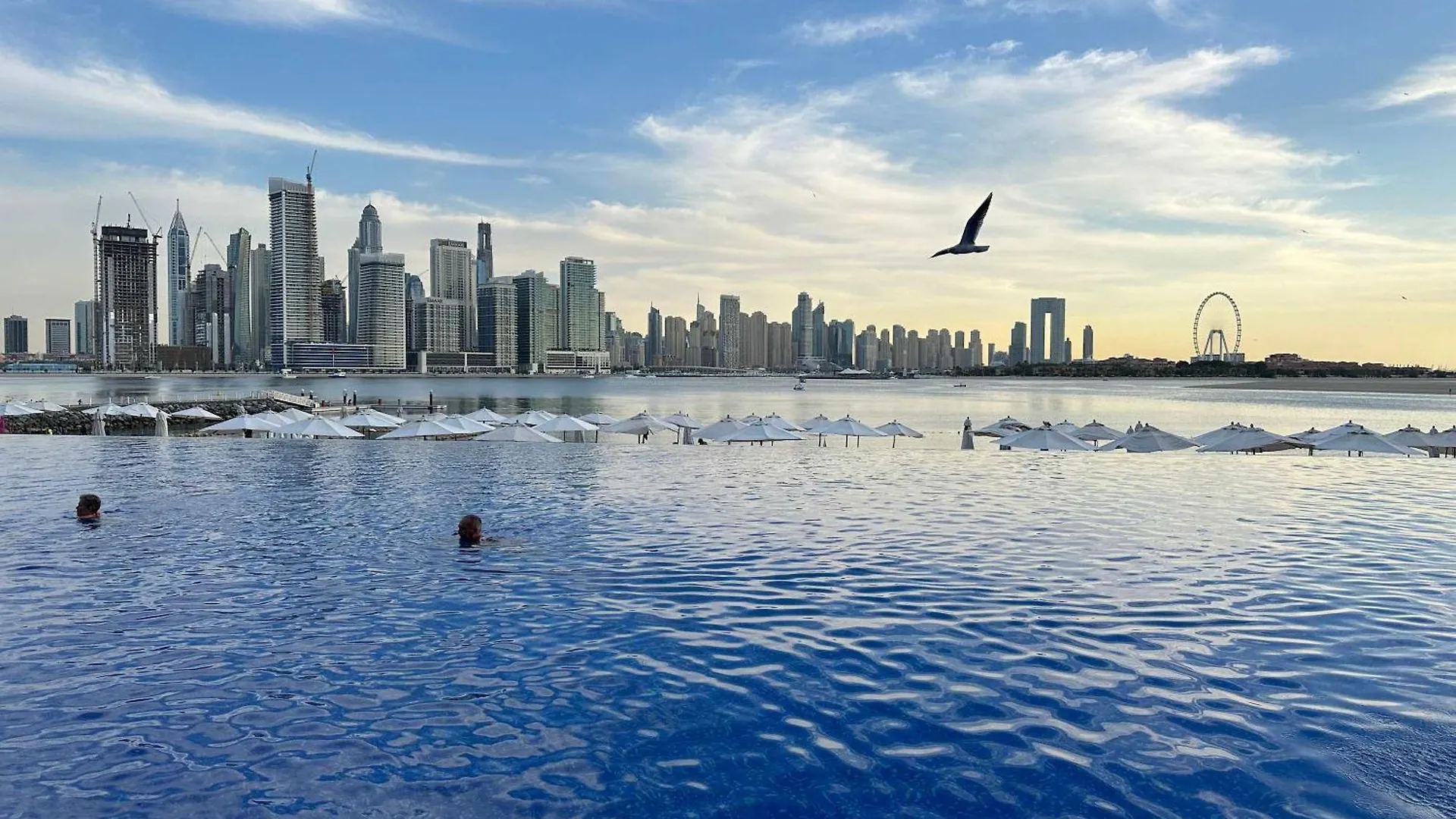 Apartman Upgraded 1Br Paradise With Private Garden - Oceana Dubaj