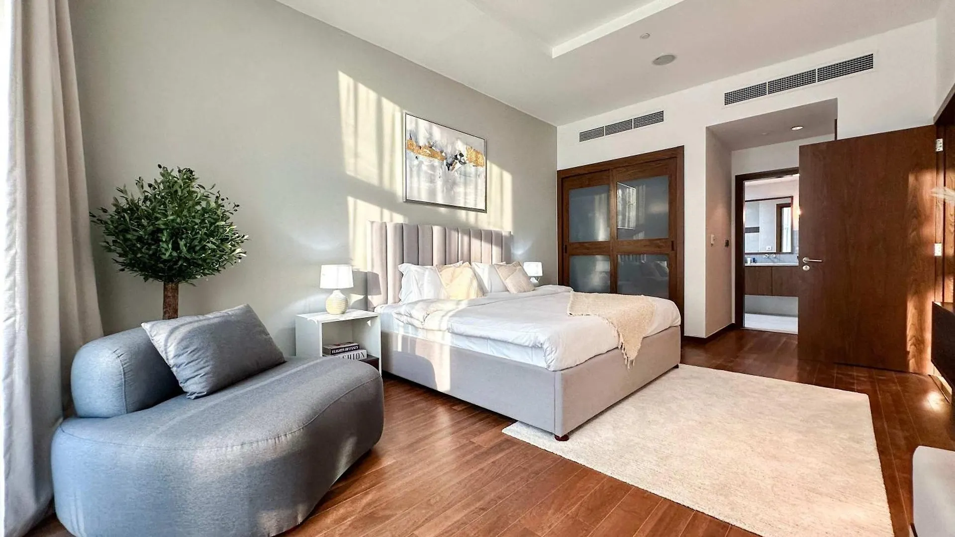 Upgraded 1Br Paradise With Private Garden - Oceana Dubaj